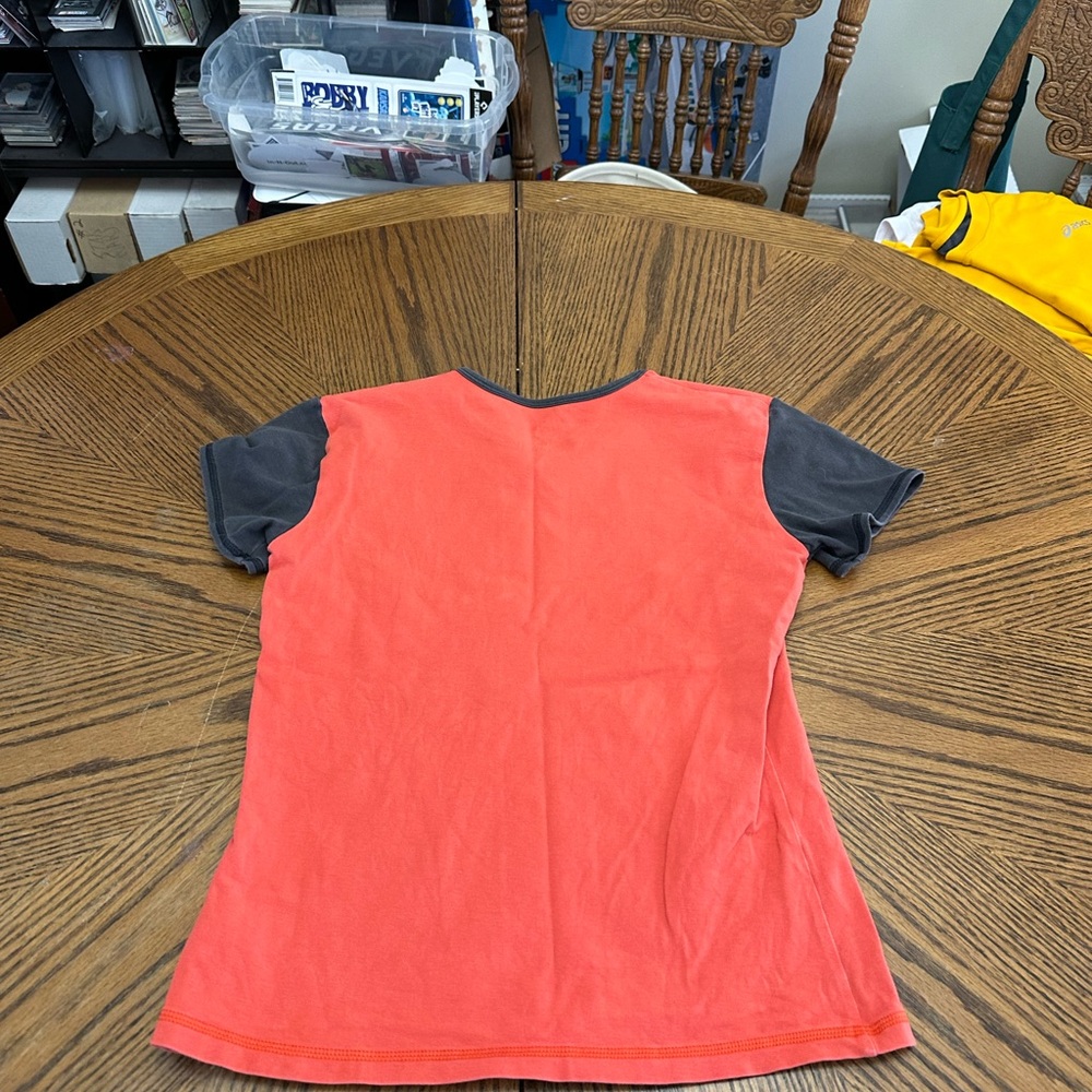Women’s Mountain Hard Wear Top - Picture 2 of 4